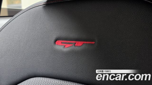 Kia K3 (II) 1.6 Turbo GT 5Door Signature 2022 — фото 31