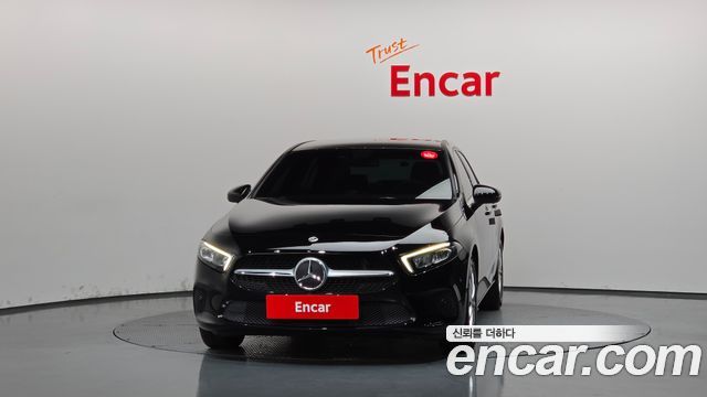 Mercedes-Benz A-Class (W177) A220 Hatchback 2019 — фото 3