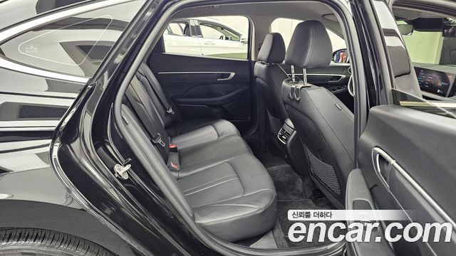 Hyundai Sonata The Edge (DN8) 2.0 Premium 2024 — фото 11