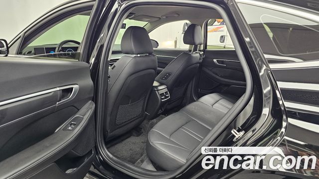 Hyundai Sonata The Edge (DN8) 2.0 Premium 2024 — фото 12