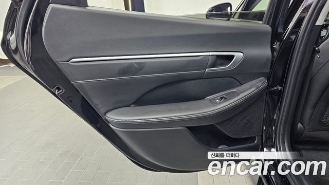 Hyundai Sonata The Edge (DN8) 2.0 Premium 2024 — фото 25