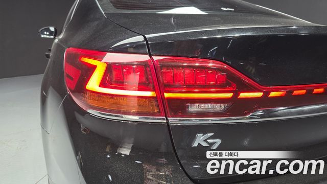 Kia K7 Premier 2.5 GDI Noblesse 2020 — фото 23