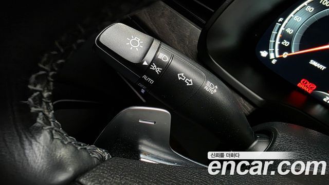 Kia K7 Premier 2.5 GDI Noblesse 2020 — фото 34