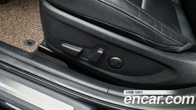 Kia K7 Premier 2.5 GDI Noblesse 2020 — фото 36