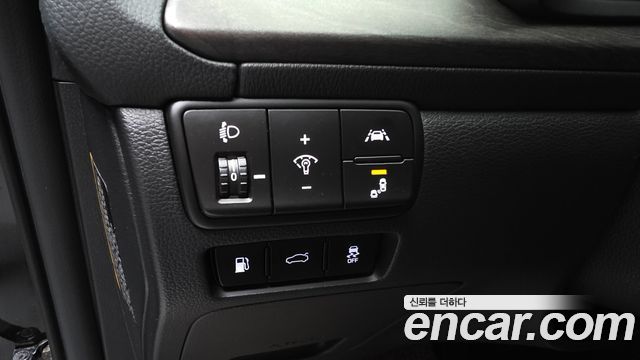 Kia K7 Premier 2.5 GDI Noblesse 2020 — фото 38