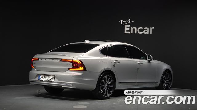 Volvo S90 B5 Ultimate Bright 2024 — фото 2