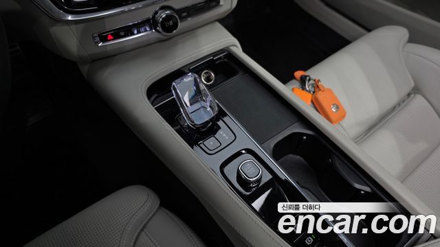 Volvo S90 B5 Ultimate Bright 2024 — фото 9