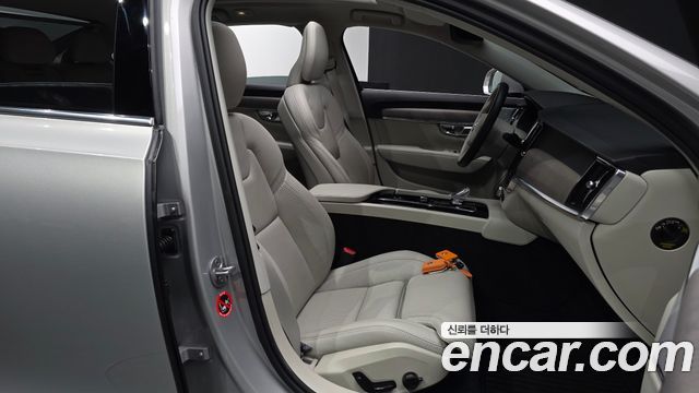 Volvo S90 B5 Ultimate Bright 2024 — фото 11