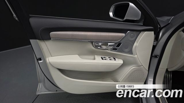 Volvo S90 B5 Ultimate Bright 2024 — фото 24