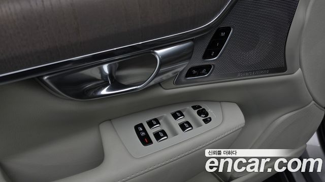 Volvo S90 B5 Ultimate Bright 2024 — фото 29