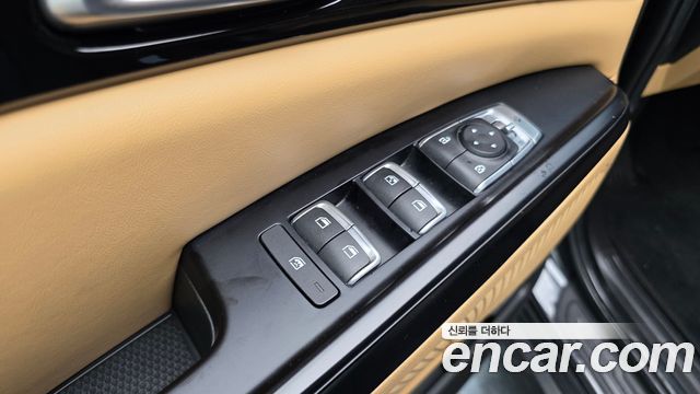 Kia Carnival (IV) Diesel 9-Seater Prestige 2023 — фото 35