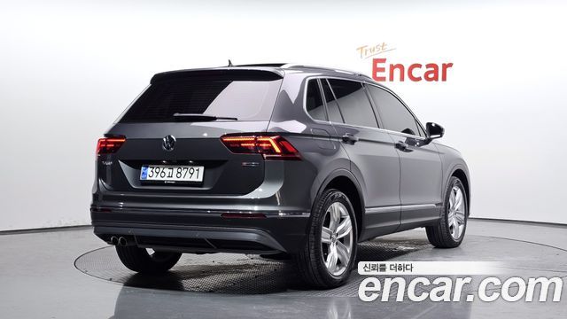 Volkswagen Tiguan (II) 2.0 TDI 4Motion Prestige 2020 — фото 2