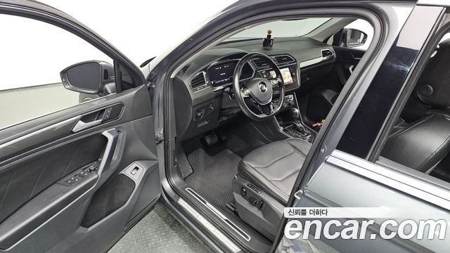 Volkswagen Tiguan (II) 2.0 TDI 4Motion Prestige 2020 — фото 11