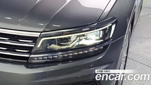 Volkswagen Tiguan (II) 2.0 TDI 4Motion Prestige 2020 — фото 22