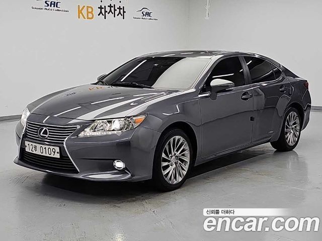 Lexus ES300h Supreme XV60 2014 — фото 2