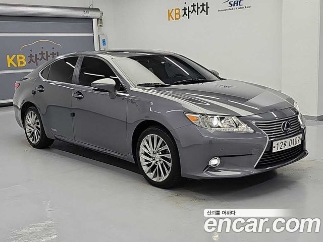 Lexus ES300h Supreme XV60 2014 — фото 3