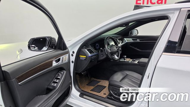 Genesis G80 3.3 GDI Prestige 2018 — фото 10