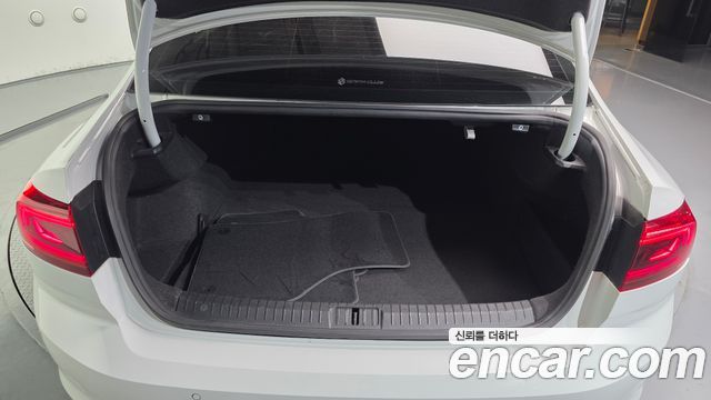 Volkswagen Passat GT (B8) 2.0 TDI 4Motion Prestige 2021 — фото 20