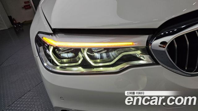 BMW 5 Series (G30) 530e Luxury 2020 — фото 22
