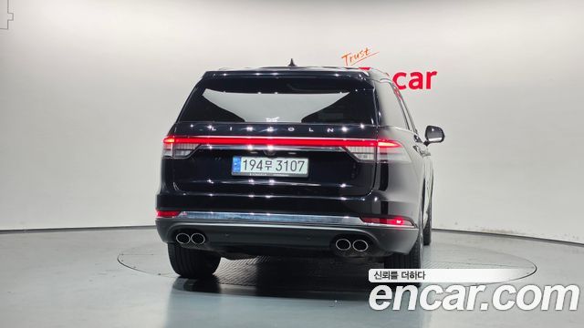 Lincoln Aviator (II) 3.0 Reserve  AWD 2021 — фото 4