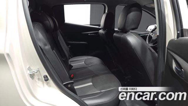 Chevrolet Spark Premier 2020 — фото 16