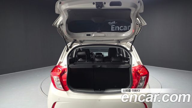 Chevrolet Spark Premier 2020 — фото 24