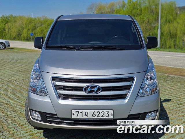 Hyundai Grand Starex 12-Seater Wagon Modern Special 2018 — фото 2