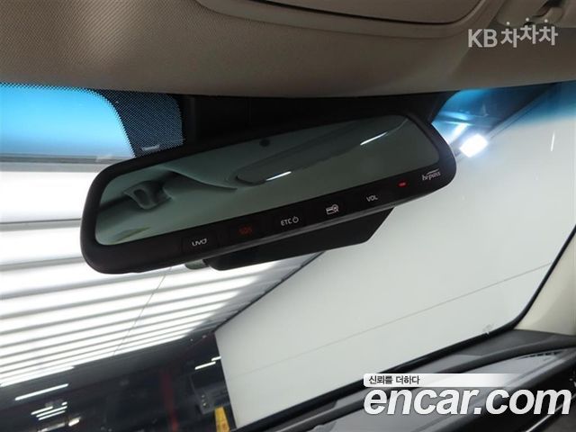 Kia K7 Premier 3.0 GDI Noblesse 2020 — фото 17
