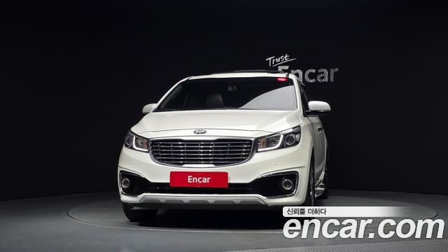 Kia Carnival 9-seater Prestige 2016 — фото 3
