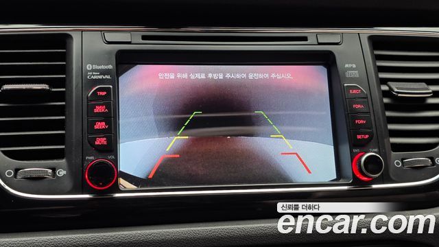 Kia Carnival 9-seater Prestige 2016 — фото 15