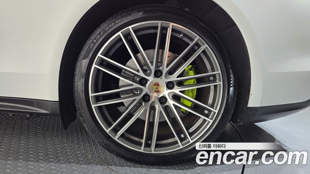 Porsche Panamera (971) 2.9 AWD E-Hybrid 2020 — фото 21
