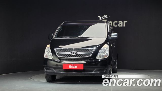 Hyundai Grand Starex 12-Seater Wagon CVX Deluxe 2013 — фото 3