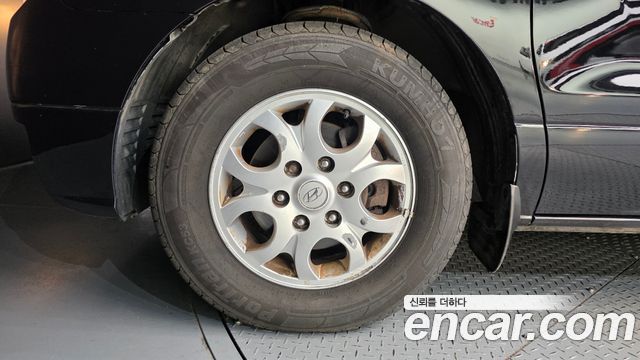 Hyundai Grand Starex 12-Seater Wagon CVX Deluxe 2013 — фото 5