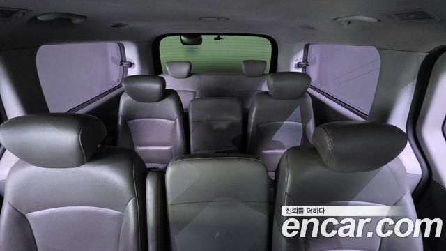 Hyundai Grand Starex 12-Seater Wagon CVX Deluxe 2013 — фото 16