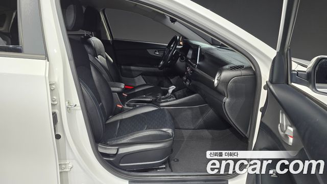 Kia K3 Luxury 2020 — фото 11
