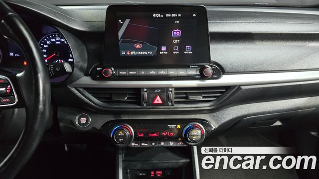 Kia K3 Luxury 2020 — фото 14