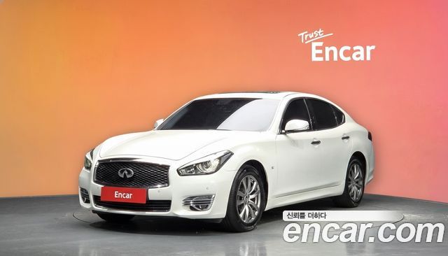 Infiniti Q70 3.7 Style