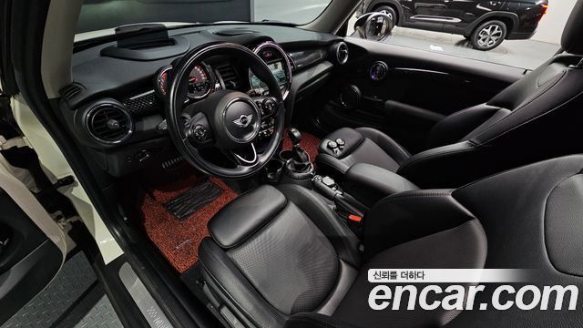 MINI Cooper S Standard Third Generation 2017 — фото 7