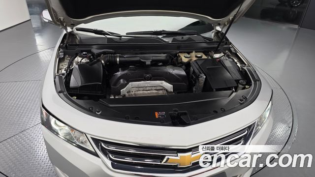 Chevrolet Impala 2.5 Premier 2018 — фото 6