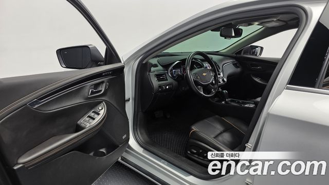 Chevrolet Impala 2.5 Premier 2018 — фото 10