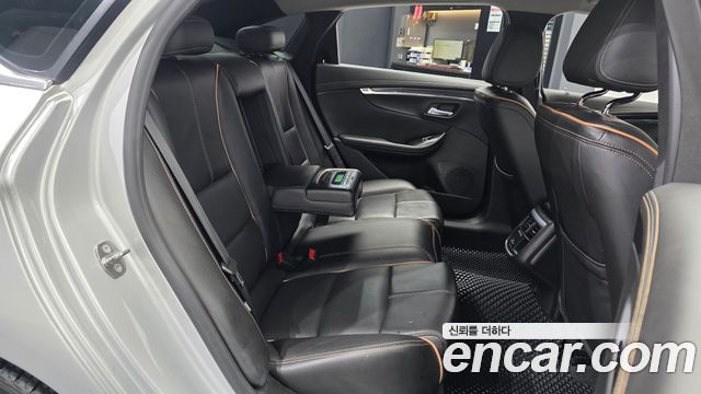 Chevrolet Impala 2.5 Premier 2018 — фото 12