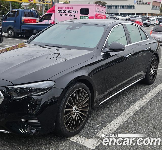 Mercedes-Benz E-Class (W214) E300 4MATIC Exclusive
