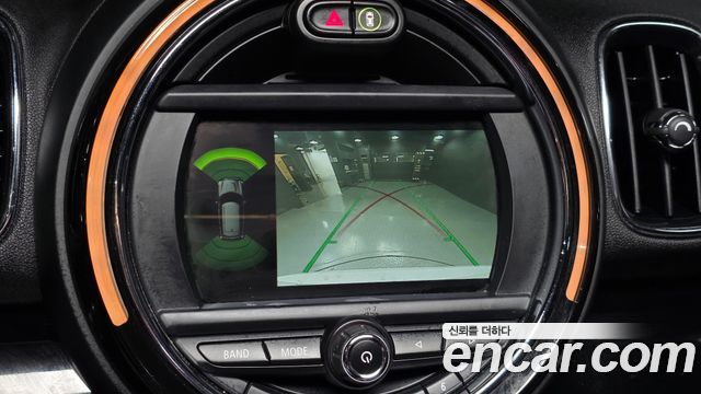 MINI Cooper D Countryman Standard 2nd 2018 — фото 14