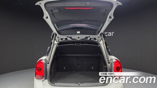MINI Cooper D Countryman Standard 2nd 2018 — фото 19