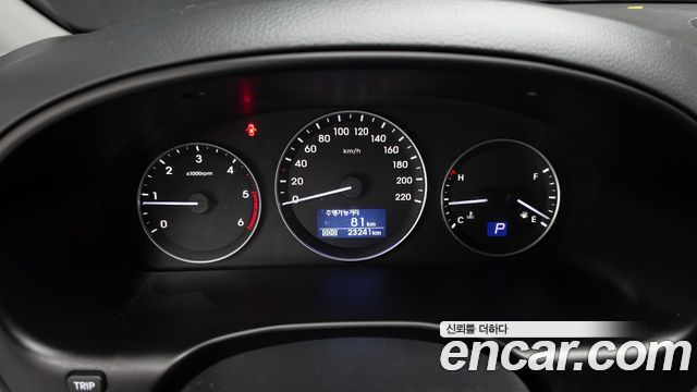 Hyundai Grand Starex Van 5-Seater Modern 2019 — фото 8