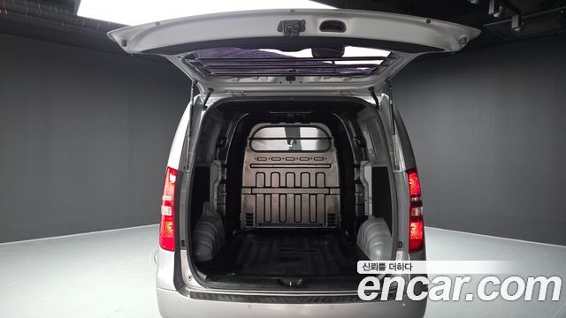 Hyundai Grand Starex Van 5-Seater Modern 2019 — фото 20