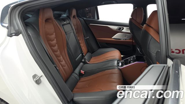 BMW 8 Series (G15) M850i xDrive Gran Coupe 2024 — фото 11