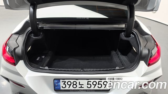BMW 8 Series (G15) M850i xDrive Gran Coupe 2024 — фото 18