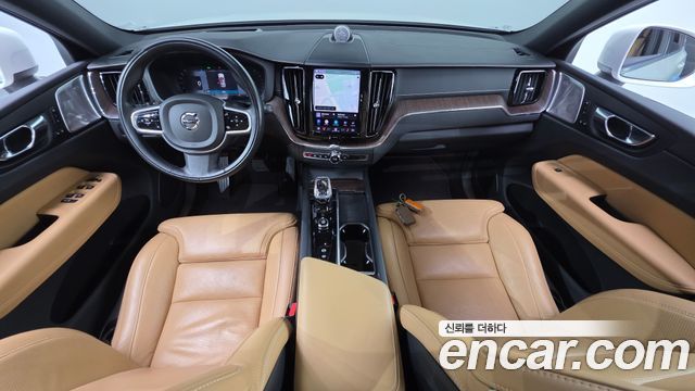 Volvo XC60 (II) B5 Inscription 2022 — фото 7