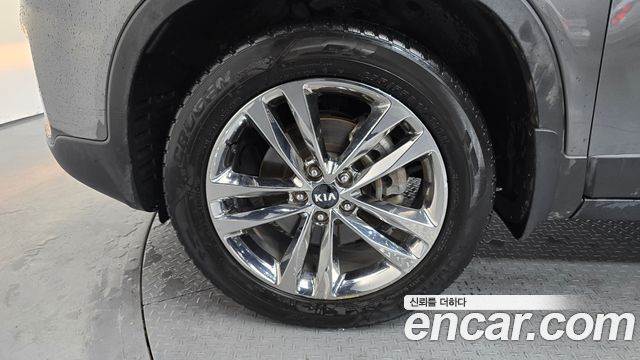Kia Sorento R Diesel 2.0 2WD Prestige 2014 — фото 5
